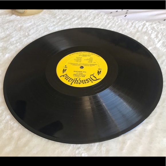 Disney The Rescuers Vinyl LP - Picture 3 of 4